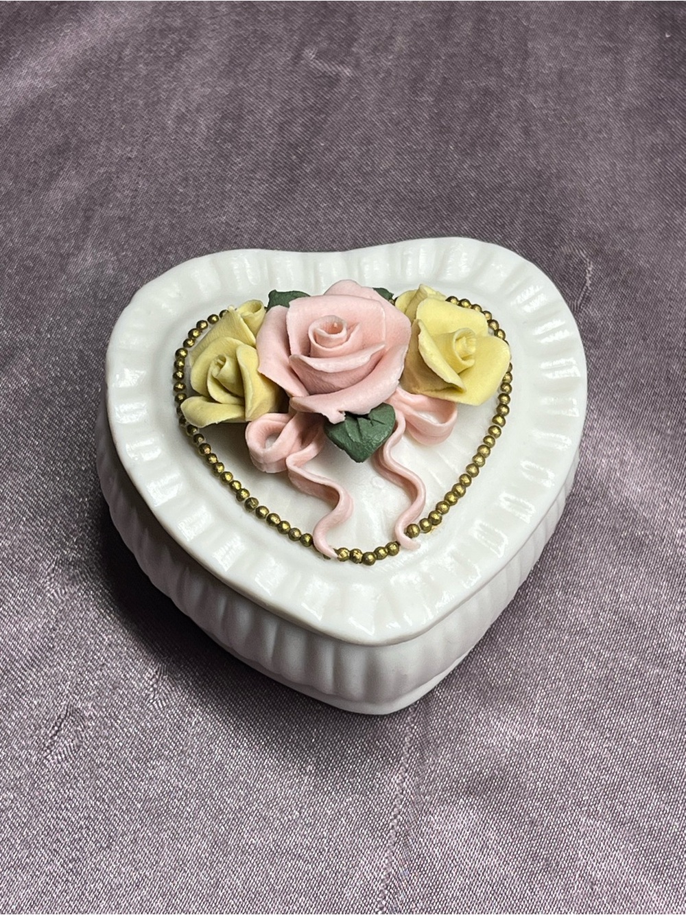 Vintage Ceramic Heart-Shaped Floral Trinket Jewelry Box